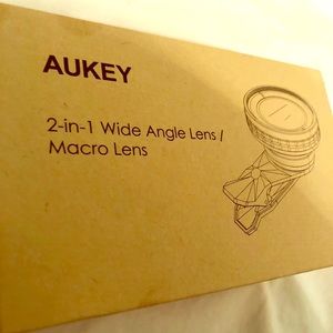 Aukey 2 in 1 Wide Angle and Macro Angle Lens
